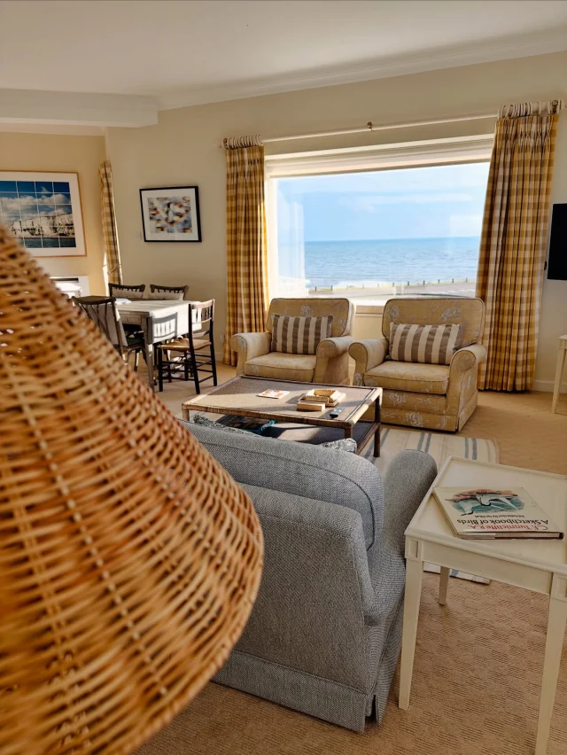 Meteorological winter officially ends in 18 days, and honestly, you can already feel the shift.

Every day between now and then, we’re gaining precious minutes of daylight…lighter mornings, brighter evenings, and that quiet sense that we’re turning a corner.

By the end of February, the sun will rise at 6:50am and won’t set again until around 5.30pm. That means longer day, softer light and more time outside. 
We can’t wait!! We love all of the seasons at the coast (fitting for the month of love) but Spring is truly special. 

In the meantime, Winter isn’t done just yet and the days still leaves us guessing as to what attire to wear (and a firm lover of warm coffees on the beach), but spring is absolutely on its way, and we see pockets of it already in sight!

📷 Shot 2026 (yep that’s right - we have already seen the sun practising!)

📍 The Dunes, Sandwich Bay (yes, she is a beauty)

🧳 Available for 2 - 10 nights (with those views included!) 

🔗 In our bio to find out more

#springiscoming☀️ #youcanfeelit 
#sandwichbay #ukstays #somewherespecial