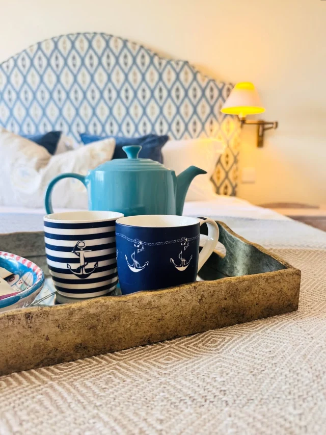 It may be the second day of the Easter weekend, but for many of our guests it’s the first morning of their Easter stay…waking up to slow mornings, tea under the covers and breakfast with a view.  The next question is simply, how do you want to spend the rest of your day. 

Maybe it’s simply resting in the comfort of your very own holiday home.
Maybe it’s a long lunch in one of Kent’s wonderful eateries. 
Maybe it’s a coastal or Clifftop walk across the South East’s beautiful coastline.
Or maybe it’s a combination of all three. 

This is the beauty of a Forelands stay - it’s your time spent your way. 

Happy restful long weekend.

📷 The Dunes #sandwichbay near #sandwichkent 🔹Coastal getaways done right.
🔹Rest . Recharge . Rejuvenate 
🔹Our link for your next getaway is in our bio. 

#coastalretreat #longweekendlife #weekendsdonewell